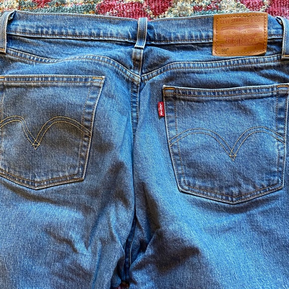 Levi’s 501 Crop - Med Blue - Picture 5 of 11